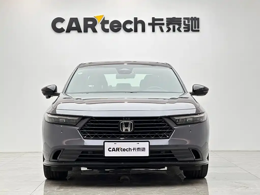 Honda Accord — фото 2