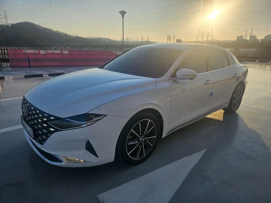 Hyundai Grandeur — фото 1