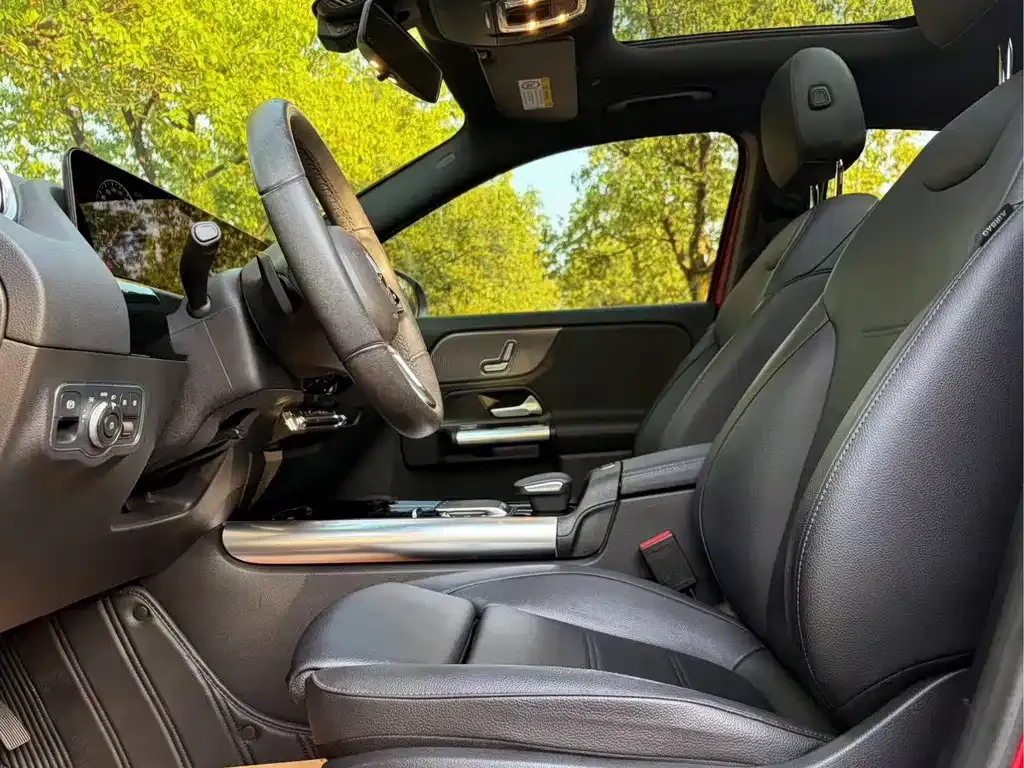Mercedes-Benz GLA — фото 7