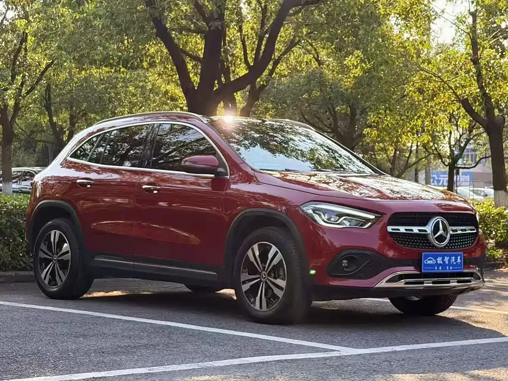 Mercedes-Benz GLA — фото 10