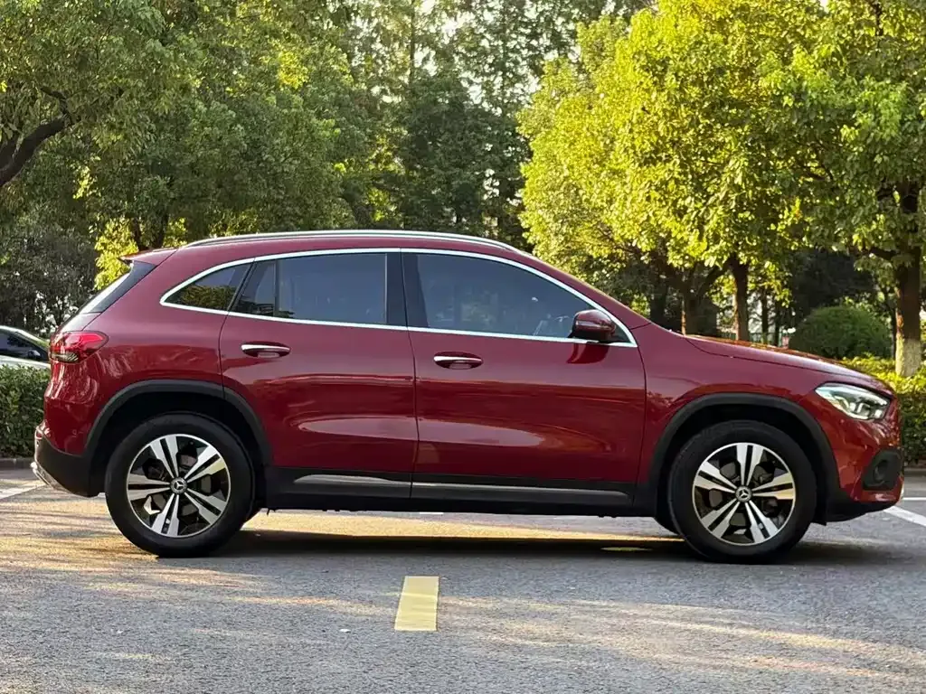 Mercedes-Benz GLA — фото 4