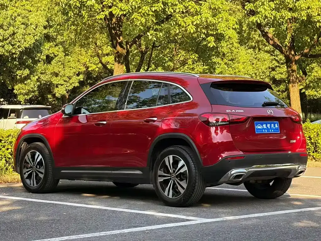 Mercedes-Benz GLA — фото 6