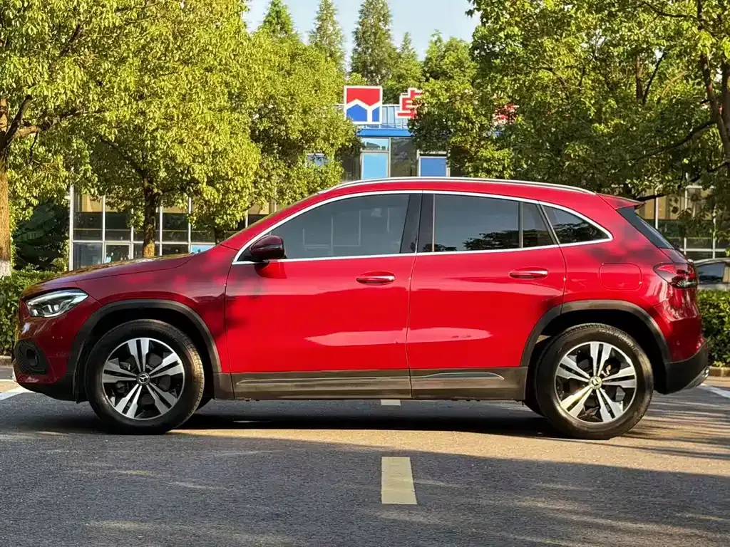 Mercedes-Benz GLA — фото 5