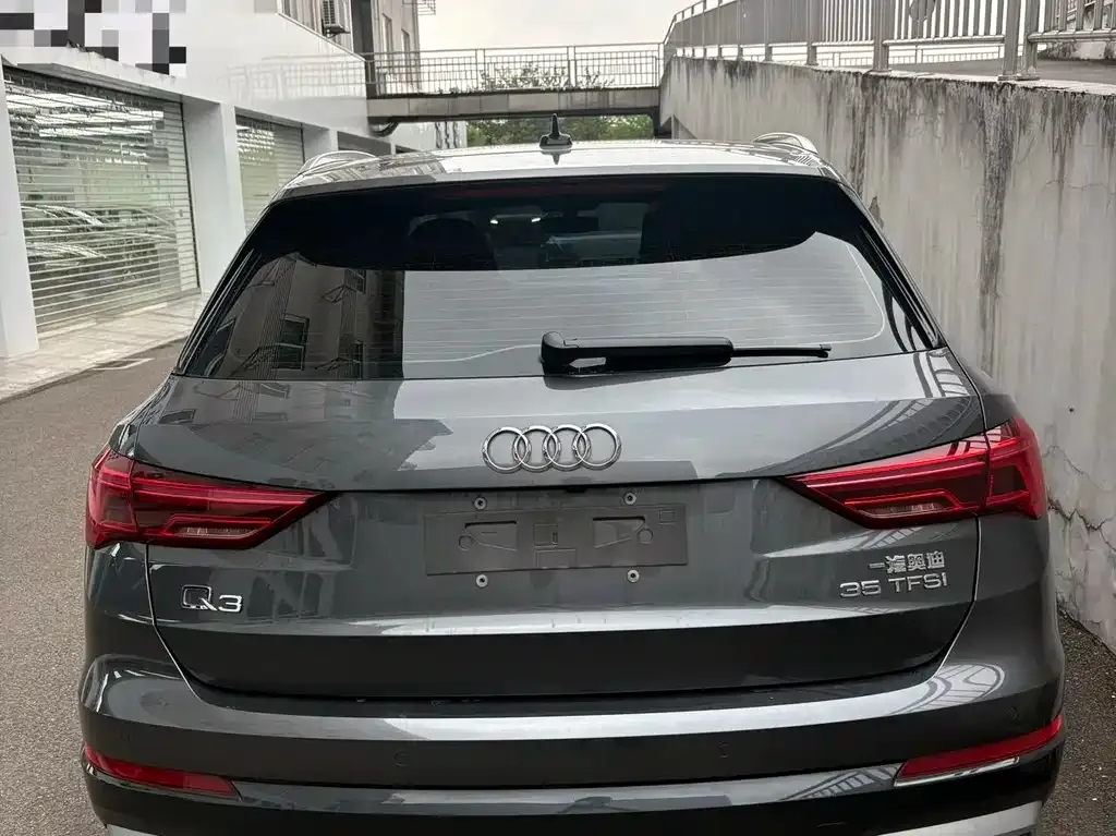 Audi Q3 — фото 5