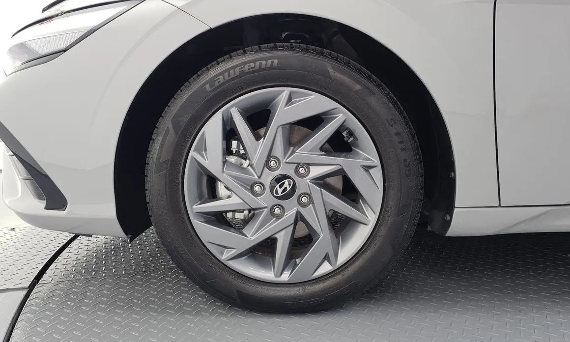 Hyundai AVANTE — фото 6