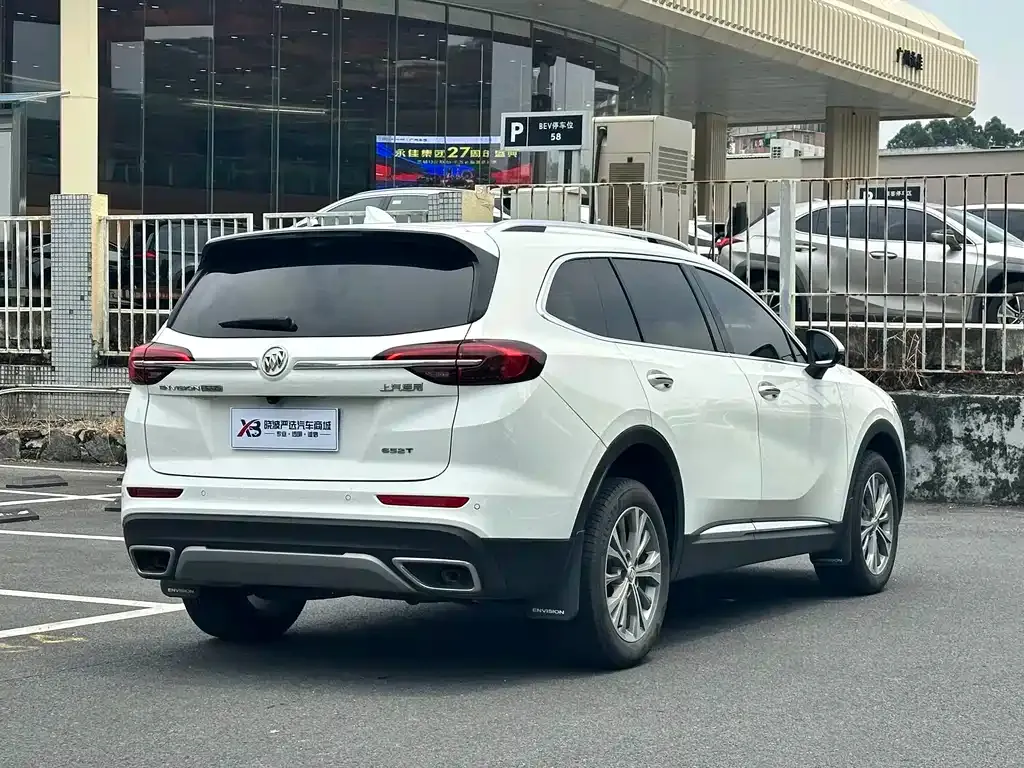 Buick Envision Plus — фото 2