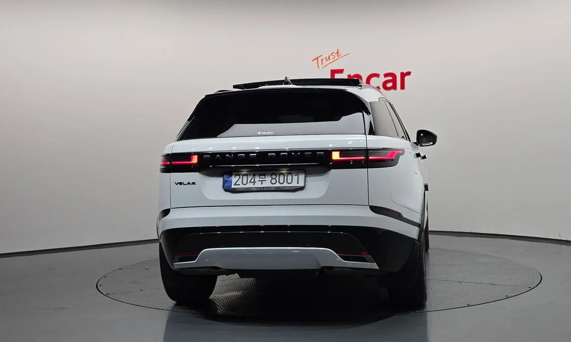 Land Rover Range Rover Velar — фото 6