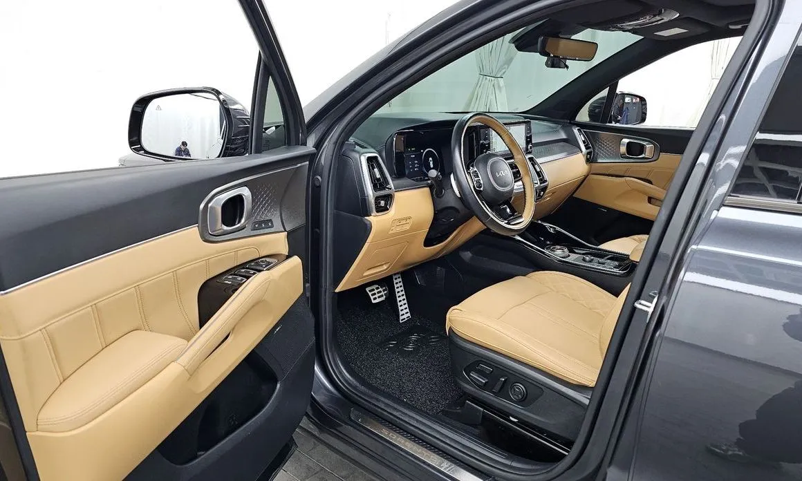 Kia Sorento — фото 5
