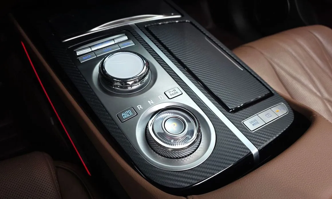 Genesis G80 — фото 10