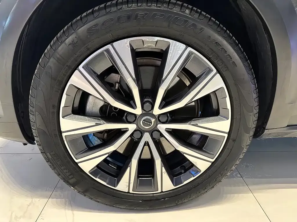 Volvo V90 — фото 10