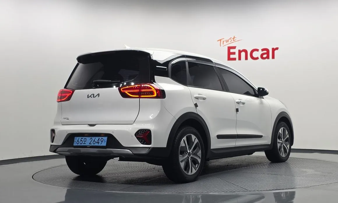 Kia Niro — фото 9