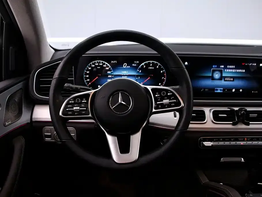 Mercedes-Benz GLE (Import) — фото 4