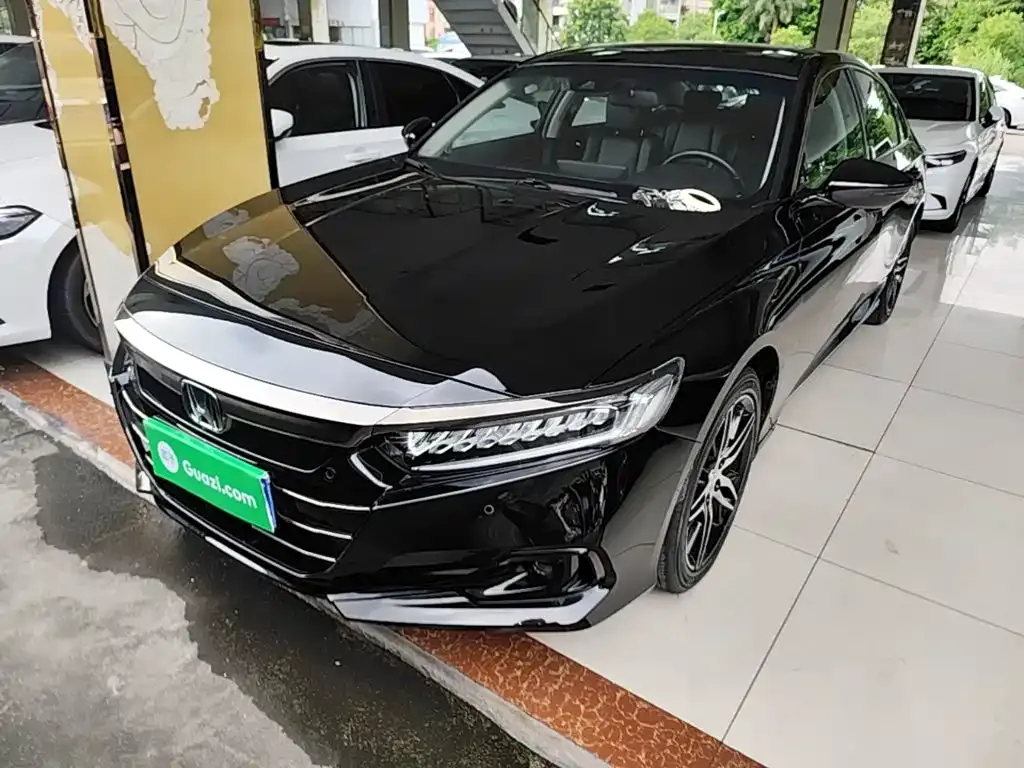 Honda Accord — фото 5