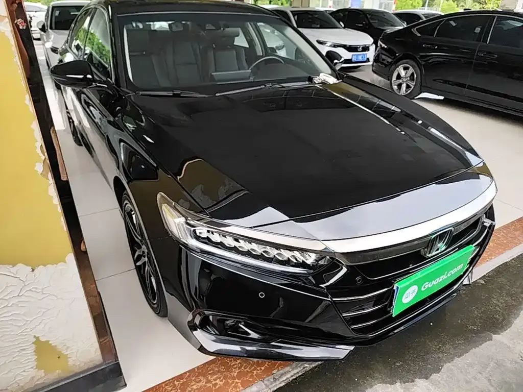 Honda Accord — фото 7
