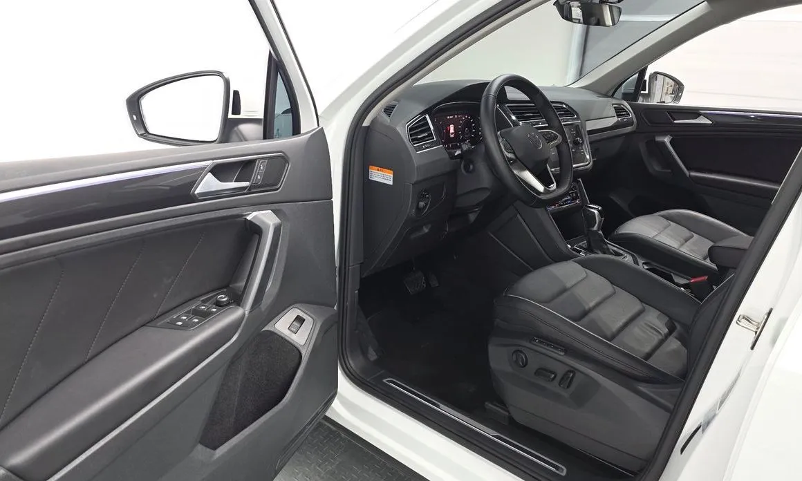 Volkswagen Tiguan — фото 6