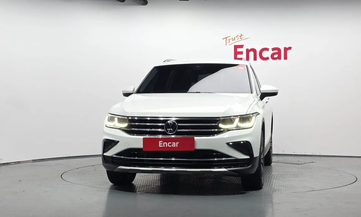 Volkswagen Tiguan — фото 7