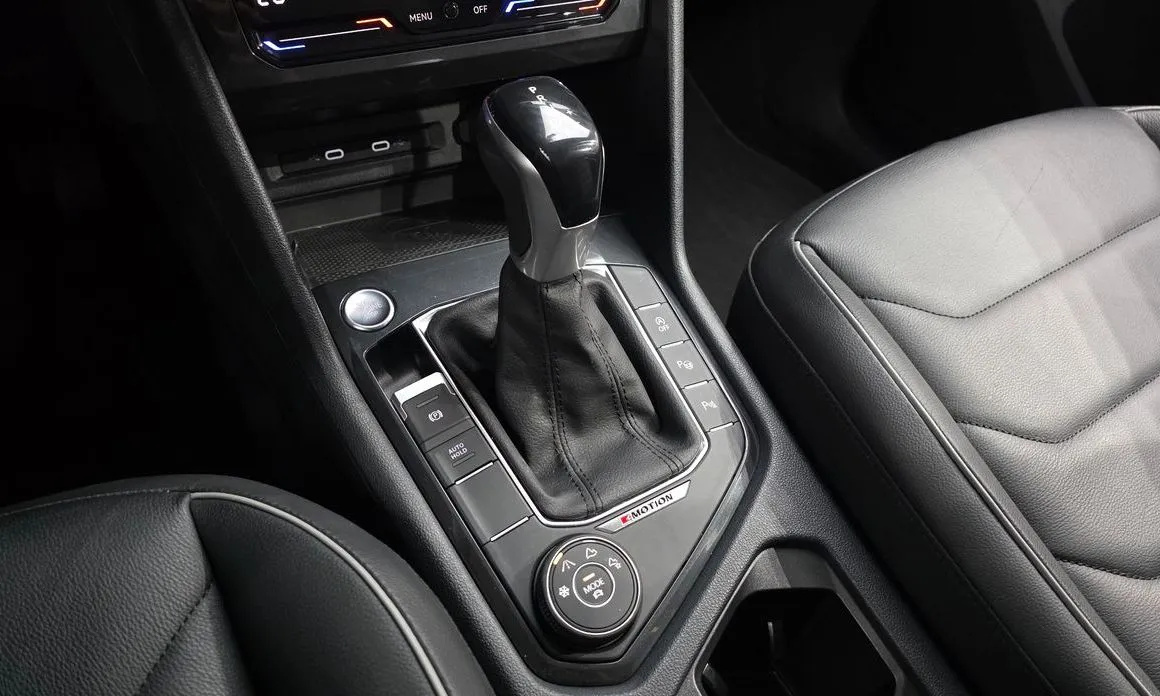 Volkswagen Tiguan — фото 4