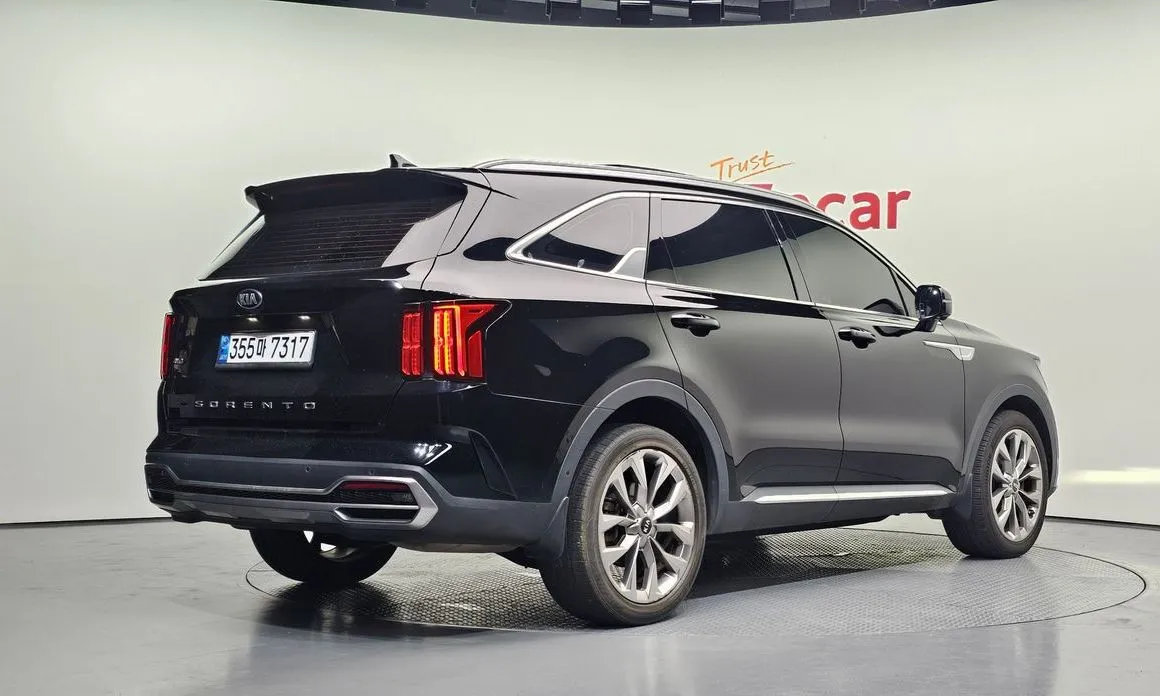 Kia Sorento — фото 5