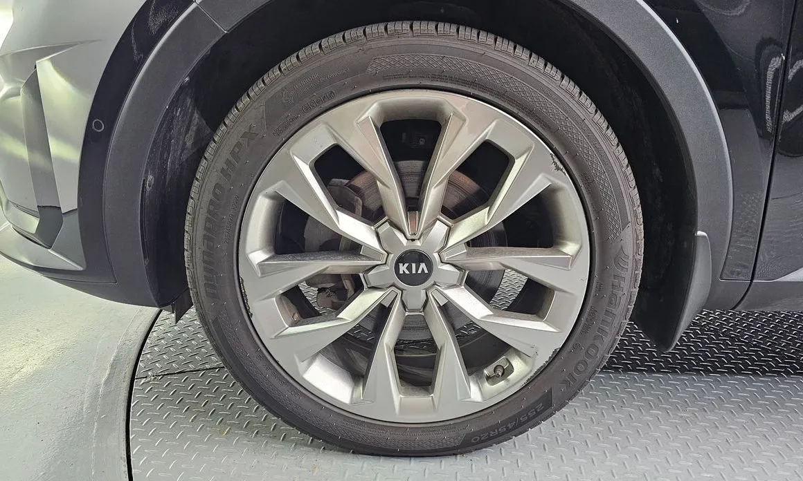 Kia Sorento — фото 6