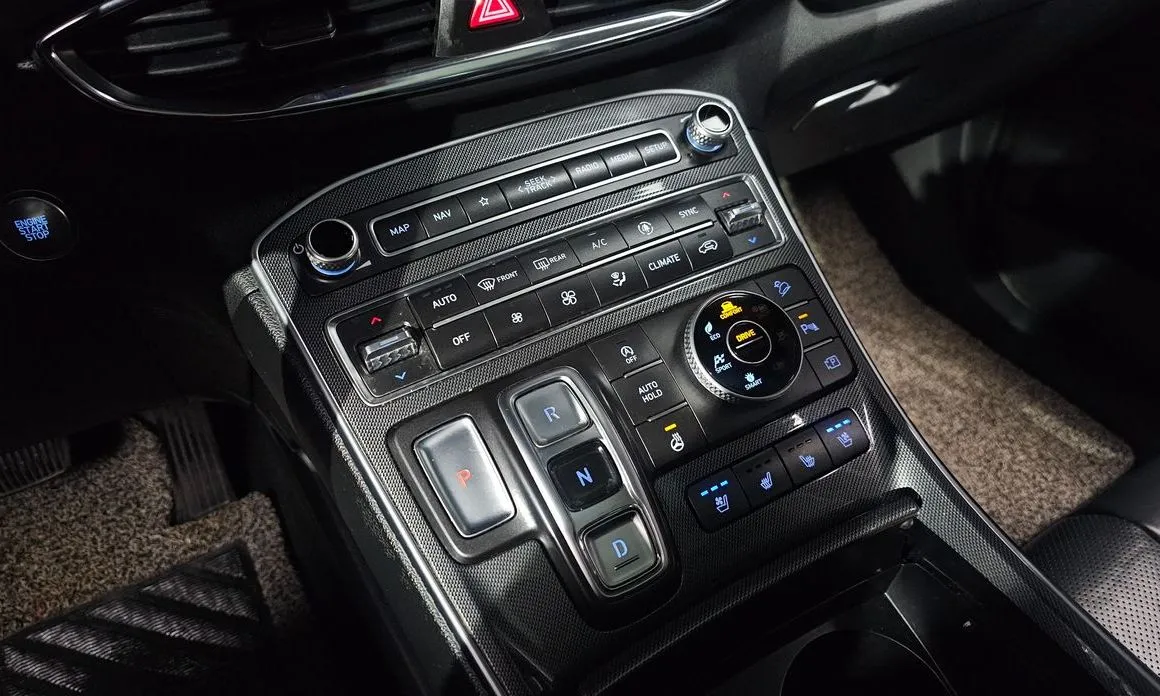 Hyundai Santafe — фото 8