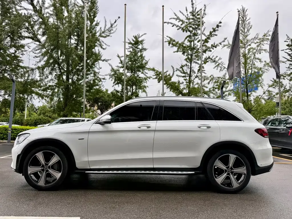 Mercedes-Benz GLC — фото 5