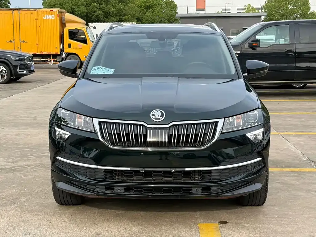 Skoda Karoq — фото 1
