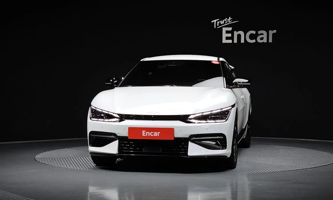 Kia EV6 — фото 2