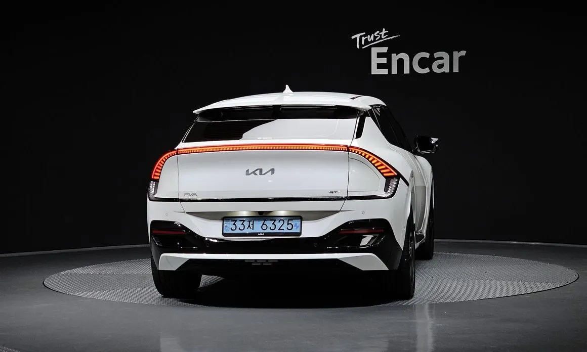 Kia EV6 — фото 6