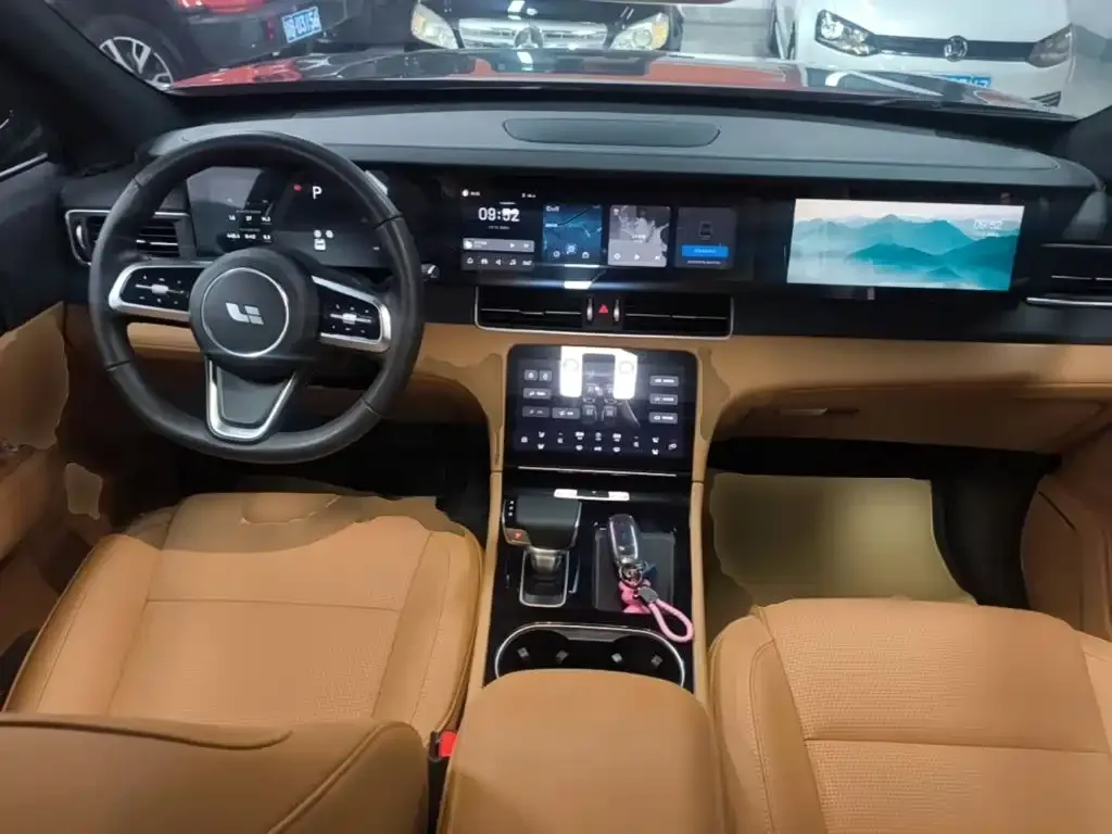 Li Auto ONE — фото 5