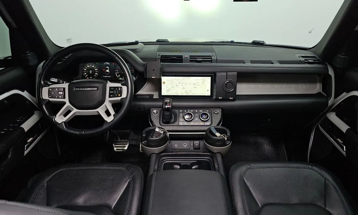 Land Rover Defender — фото 4