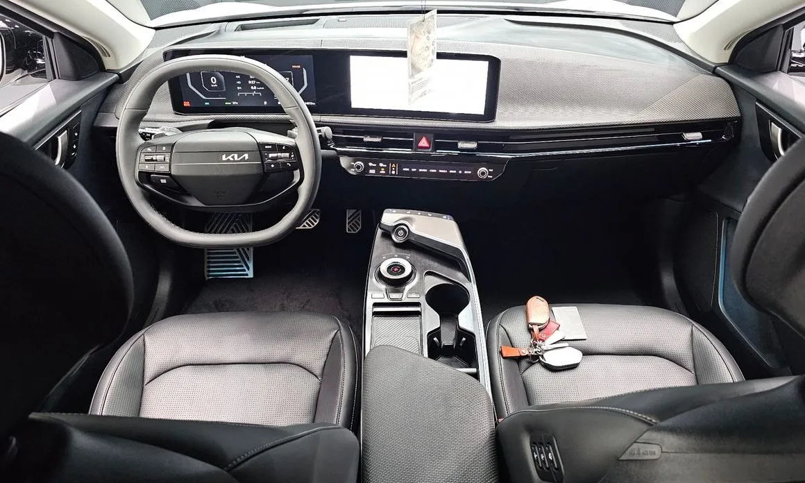 Kia EV6 — фото 9