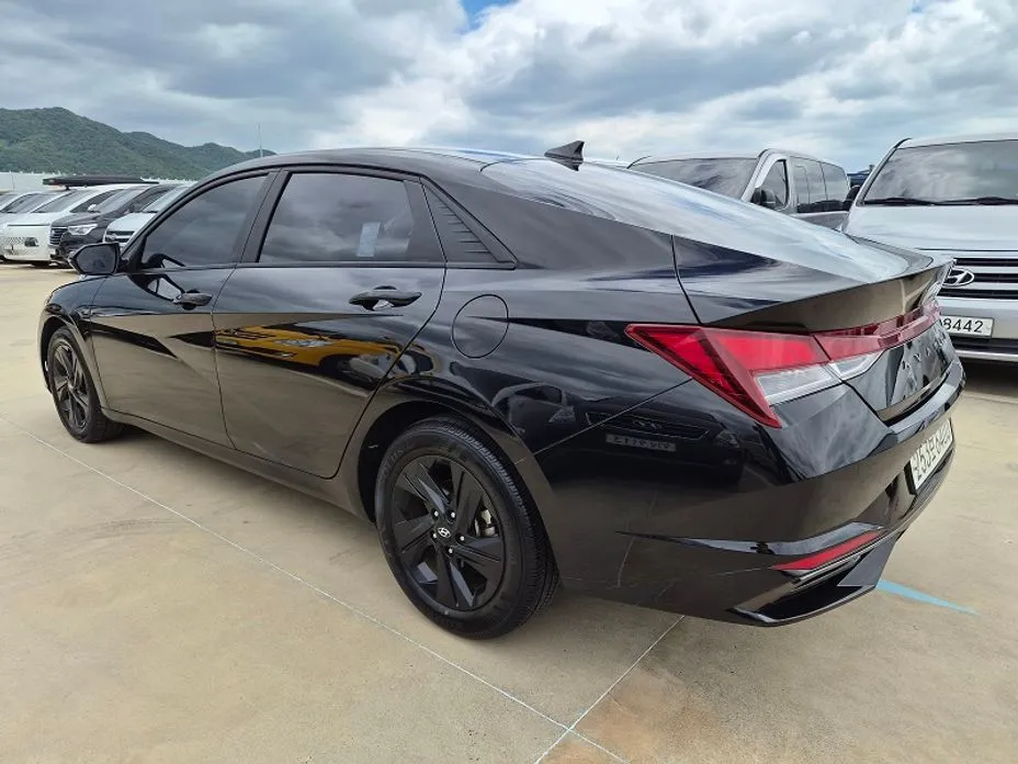 Hyundai AVANTE — фото 8