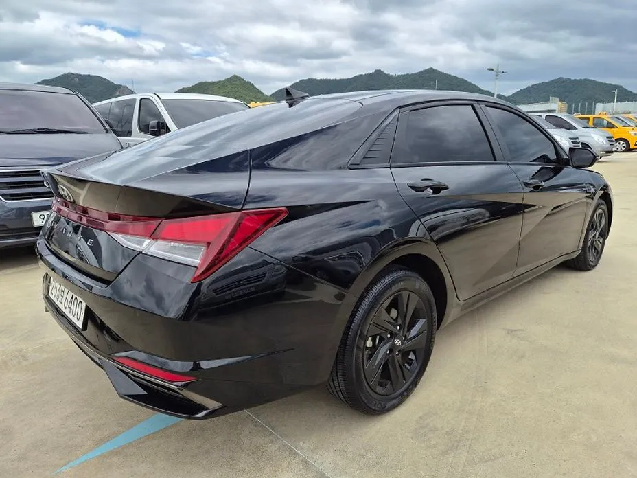 Hyundai AVANTE — фото 6