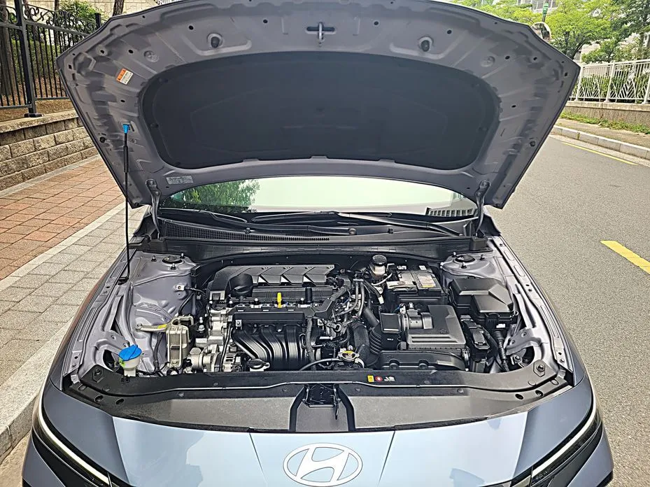 Hyundai AVANTE — фото 3