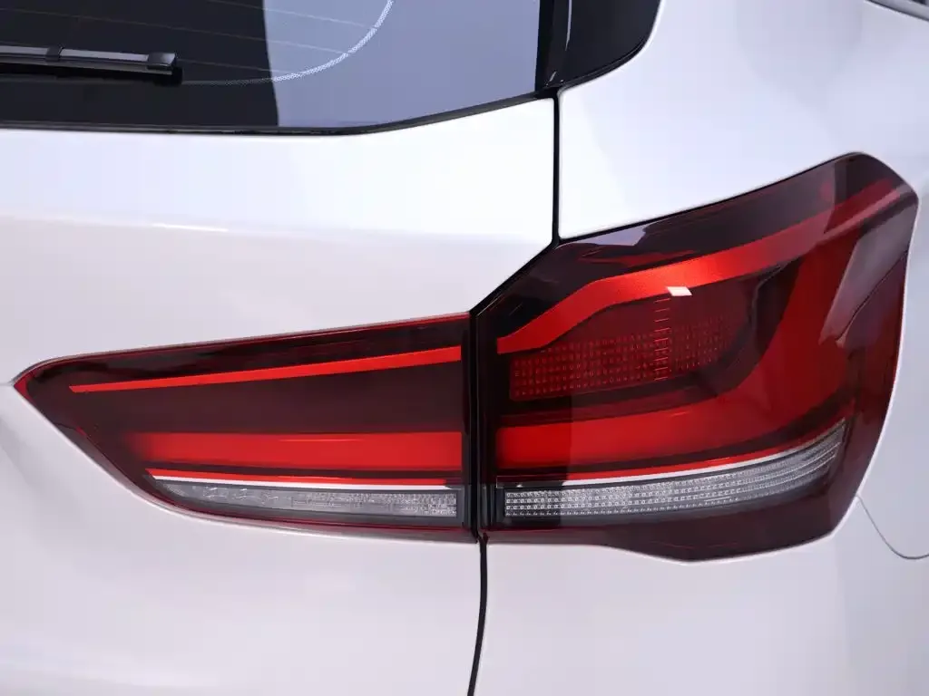 BMW X1 — фото 3
