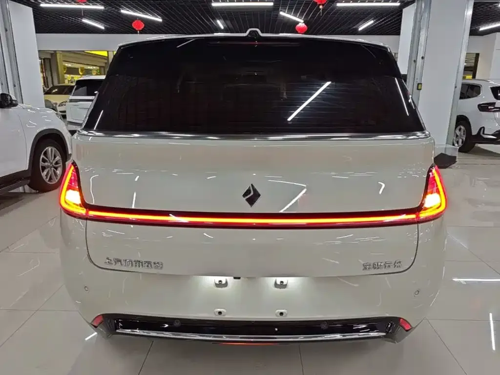 Baojun Yunduo — фото 6