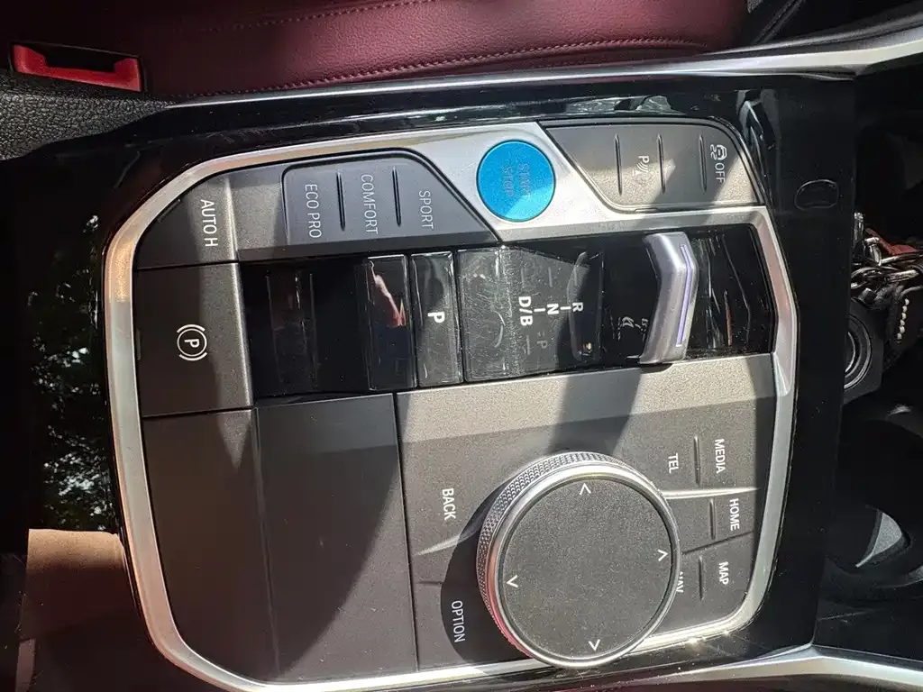 BMW i3 — фото 3