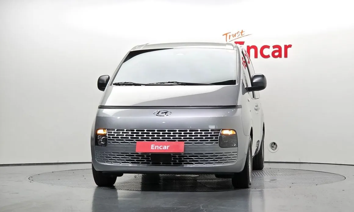 Hyundai Staria — фото 2