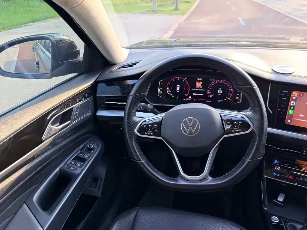 Volkswagen Passat — фото 3