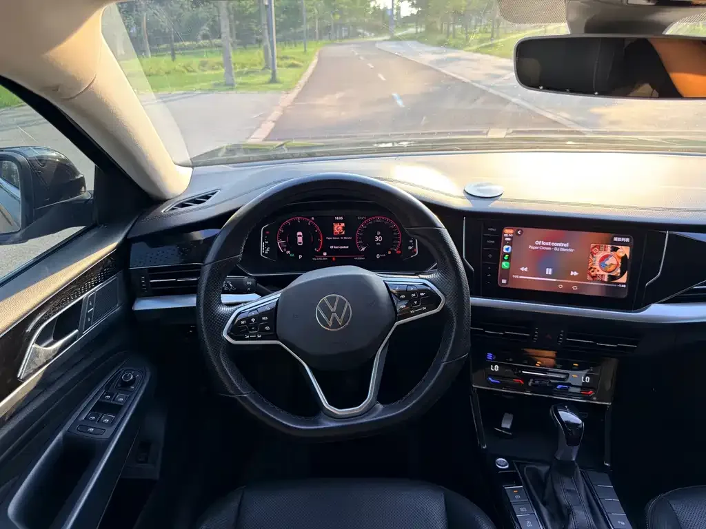 Volkswagen Passat — фото 9