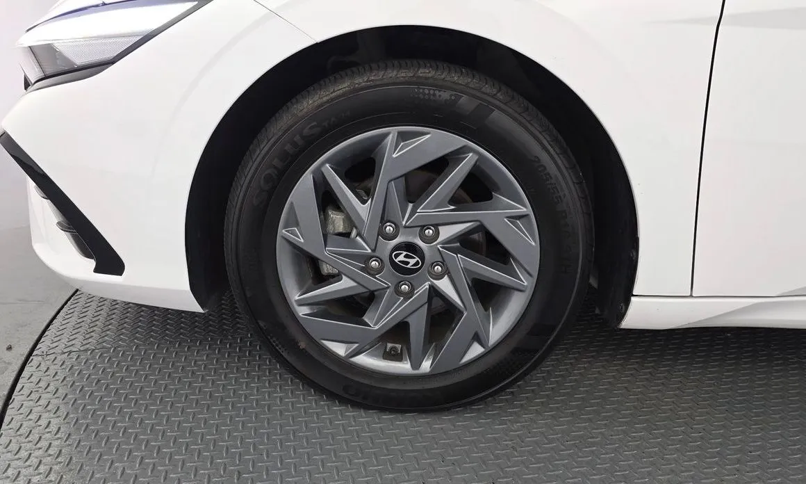Hyundai AVANTE — фото 9