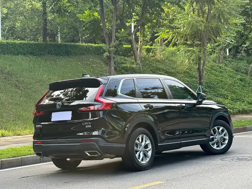 Honda CR-V — фото 8