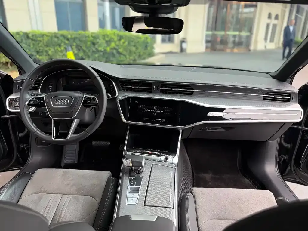 Audi A6L — фото 9