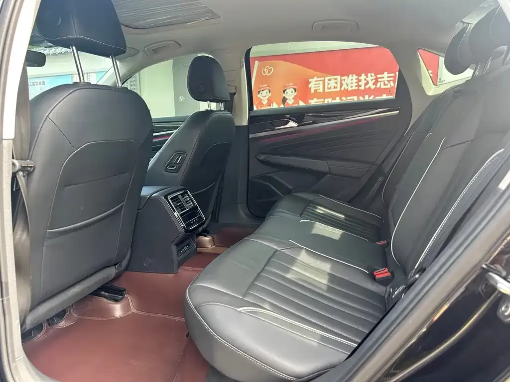 Volkswagen Passat — фото 2