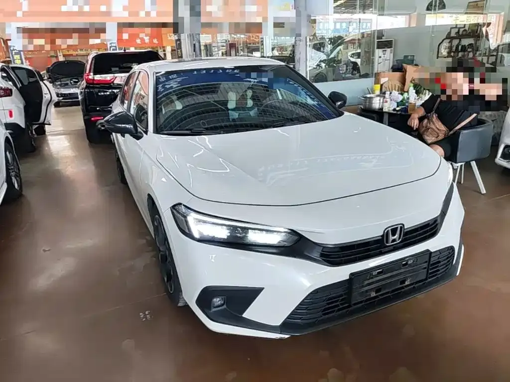 Honda Civic — фото 6