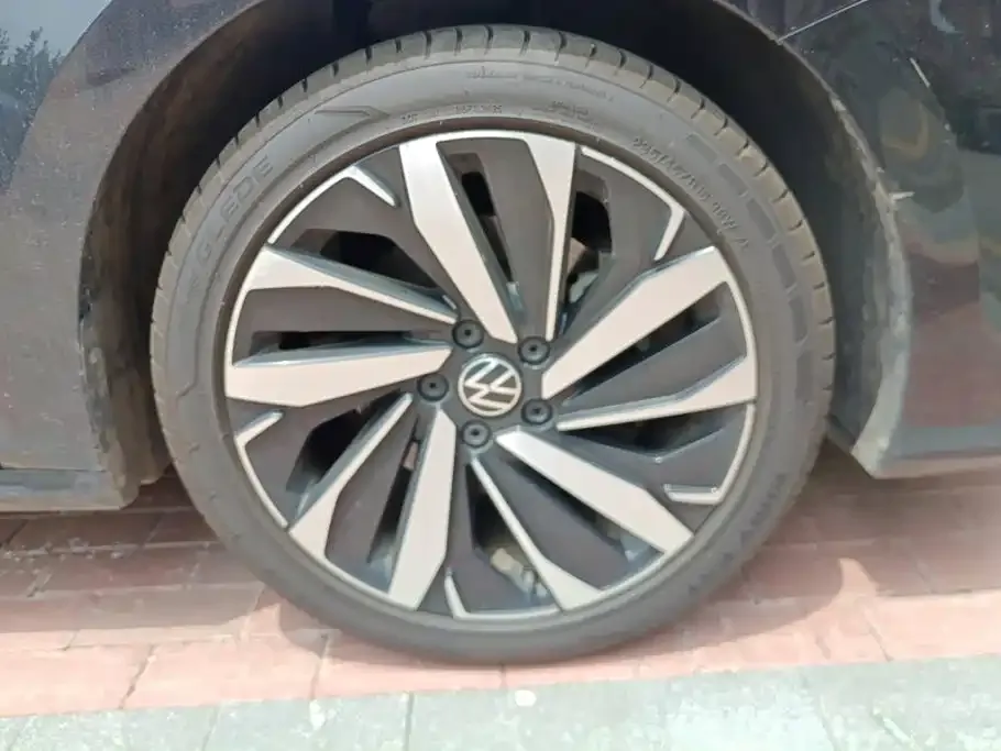 Volkswagen Passat — фото 2