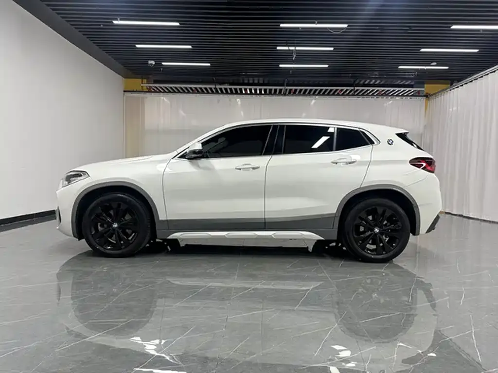 BMW X2 — фото 8