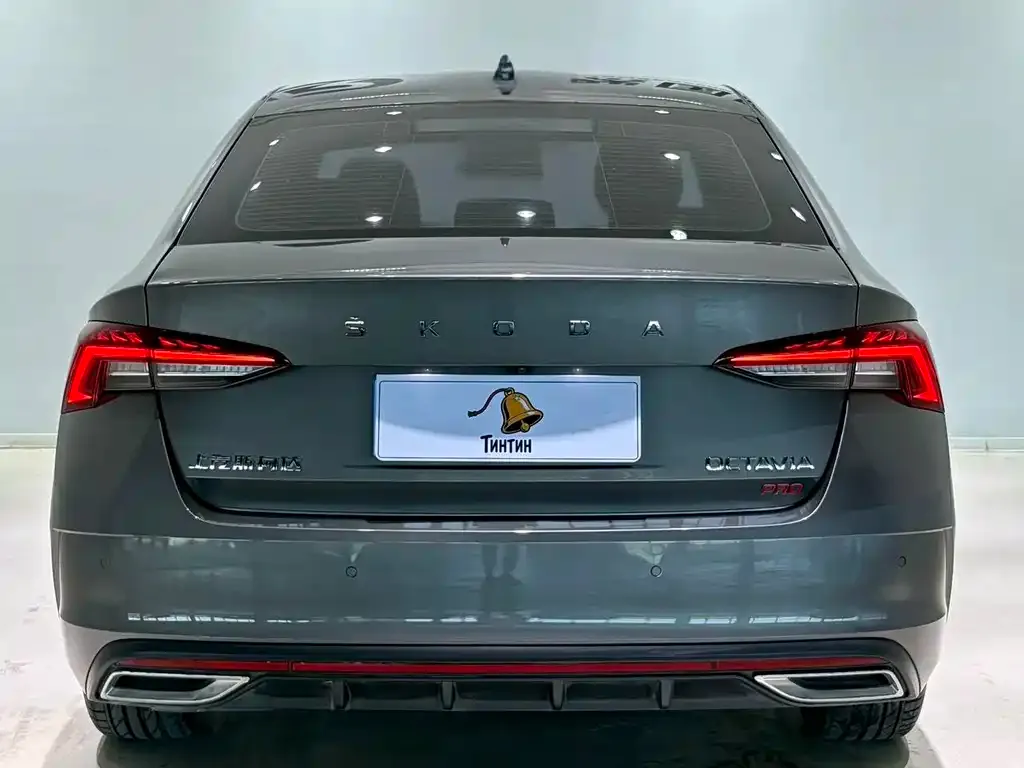 Skoda Octavia — фото 2