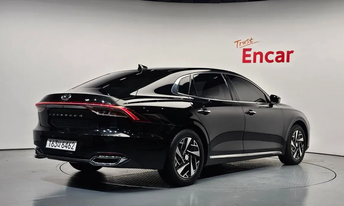 Hyundai Grandeur — фото 5