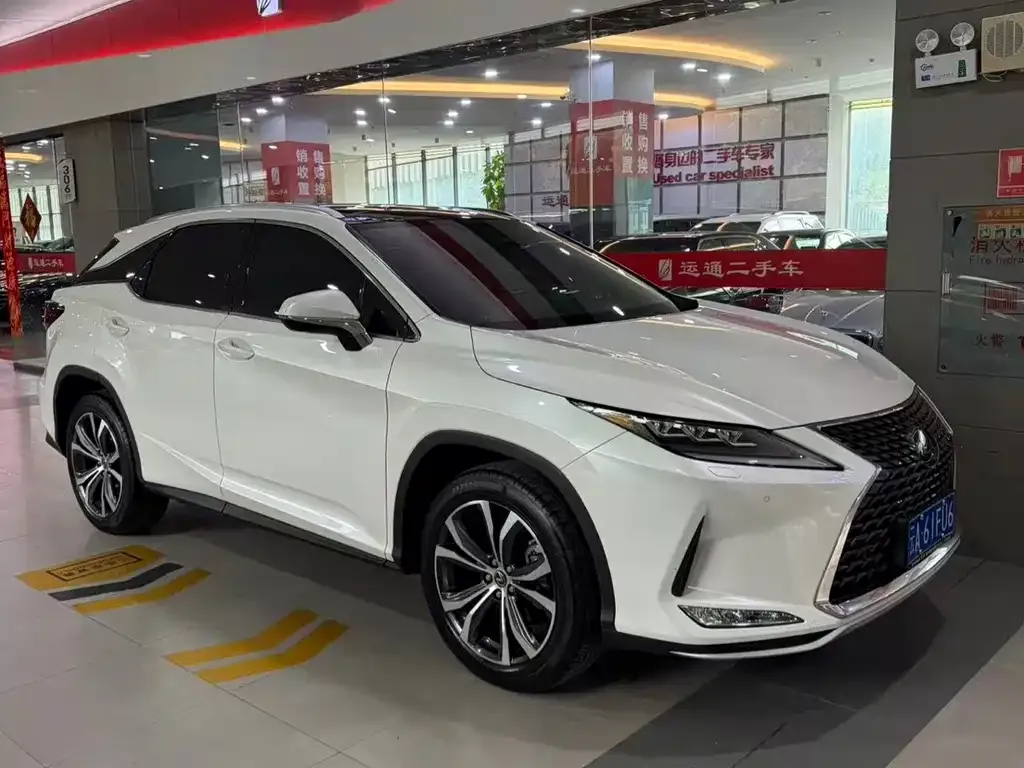 Lexus RX — фото 6